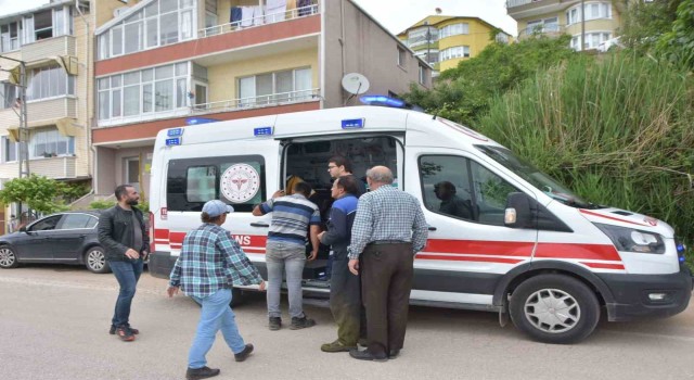 Sinopta motosiklet devrildi: 1 yaralı