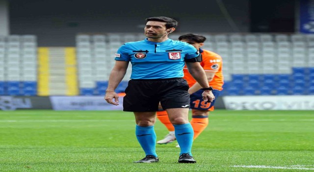 Sivasspor-Kayserispor maçını Burak Pakkan yönetecek