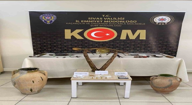 Sivasta tarihi eser ve uyuşturucu operasyonu