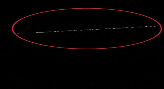 Starlink uyduları Çankırıda görüldü, vatandaşlar cep telefonu ile görüntüledi