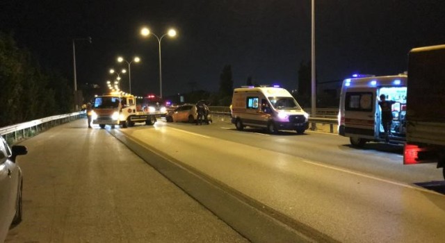 TEMde kaza: Aynı otomobilden 8 yaralı çıktı