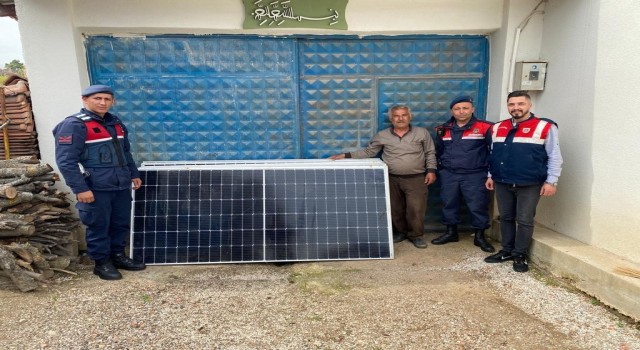 Uşak JASAT, 4 ilde hırsızlık yapan GES çetesini çökertti