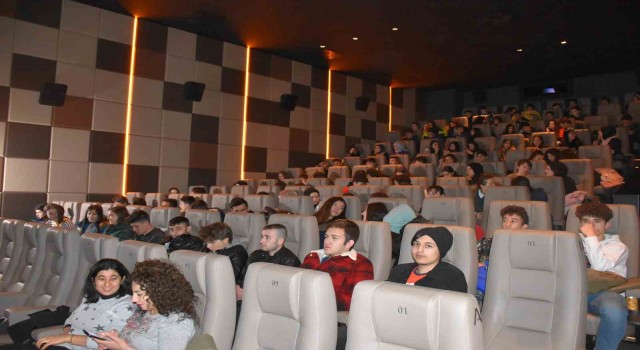 Uşakta 156 bin kişi 215 sinema filmi izledi