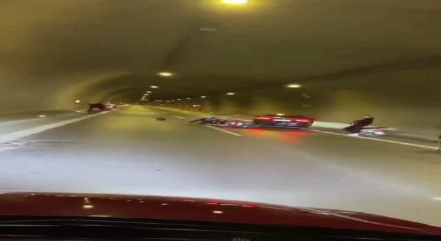 Üsküdarda motosikletli asker eğlencesi kaza ile sonlandı
