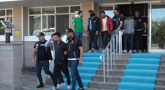 Uyuşturucu satıcılarına darbe, Dayı kod adlı lider yakalandı: 14 gözaltı