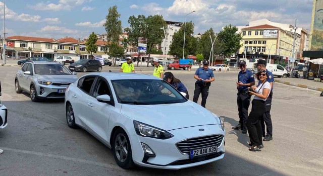 Uzunköprü emniyetinden şeker tadında uygulama