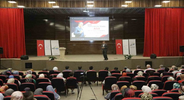 Vanda ‘Toplumun Temeli Aile semineri düzenlendi