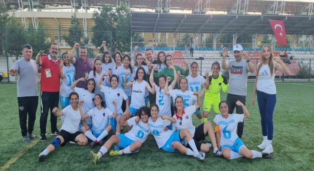 Vanlı kızlar Play-Off ilk turunda gülen taraf oldu
