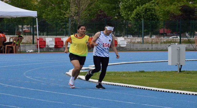 Yenimahalle Konyada madalyaları topladı