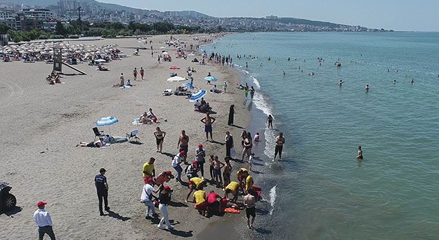 5 kişinin boğulduğu Samsunda cankurtaranlardan nefes kesen tatbikat