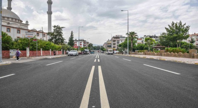 Antalyalı Hakkı Çavuş Caddesine yeni imaj
