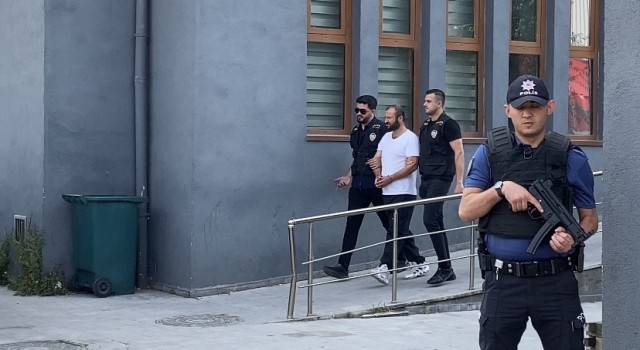 Ataşehirde kadını parçalayan köpeğin sahibi adliyeye sevk edildi