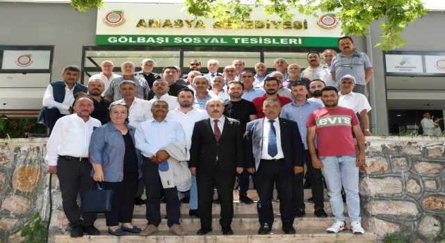 Başkan Çelik: “Kimseyi ayrıştırmadan, her mahalleye eşit hizmet sürecek”