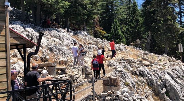 Başkanın Çardağı, ziyaretçilerin akınına uğradı