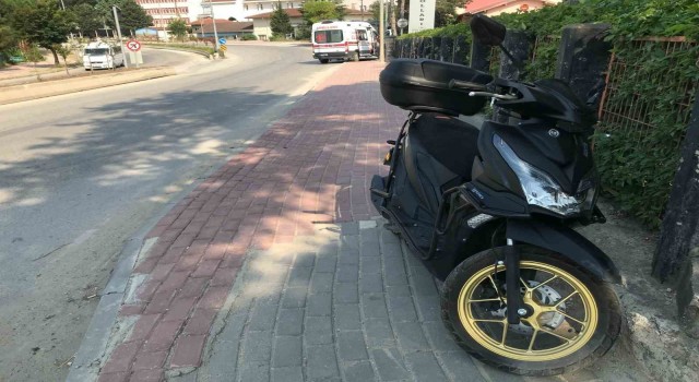 Bilecikte motosikletin devrilmesi sonucu sürücü yaralandı