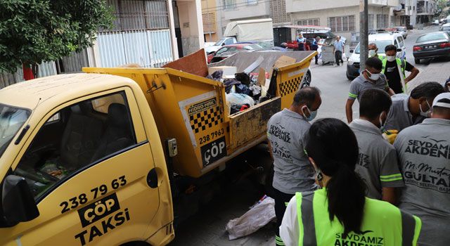 Bir Evden 10 Ton Atık Çöp Çıktı