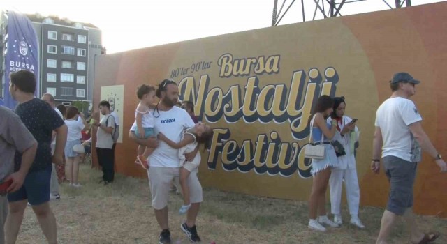 Bursada Retrobüs ile nostalji rüzgarı