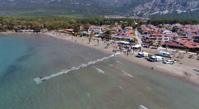 Büyükşehir engelsiz plajlar ile denizlerde engelleri kaldırıyor