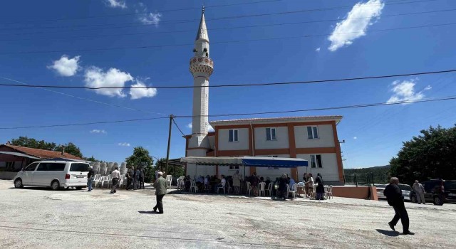 Çanda Bardakçılar köyü camii ibadete açıldı