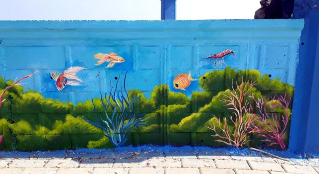 Deniz Temalı Duvarlarıyla Park Göz Kamaştırıyor