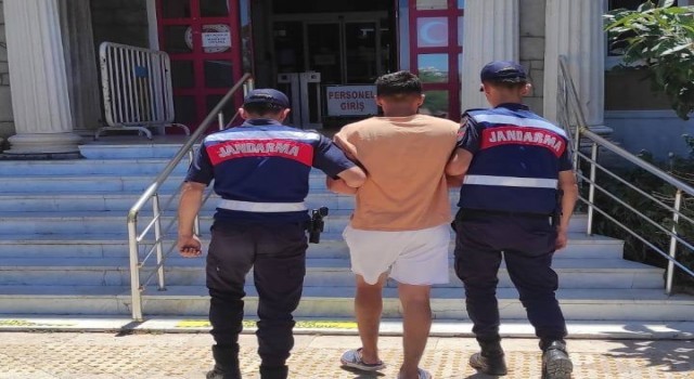 Didimde 10 farklı suçtan aranan şahıs yakalandı