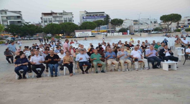Didimde 15 Temmuz Demokrasi ve Milli Birlik Günü meydanda kutlandı