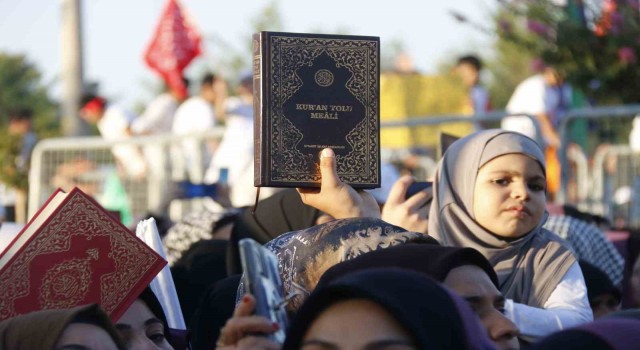 Diyarbakırda Kuran-ı Kerime Saygı mitingi