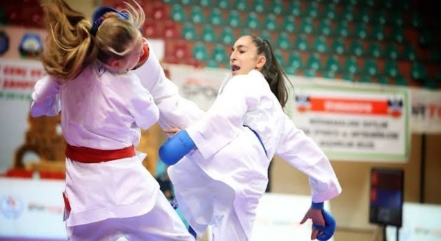 Diyarbakırlı sporcular karate turnuvasında