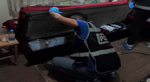 Dolandırıcı şebekesi Aydında çökertildi