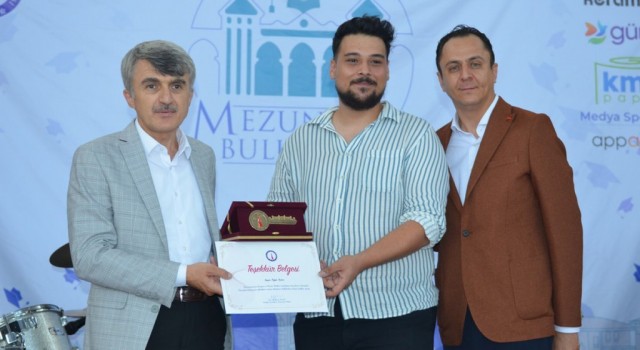 DPÜde mezun buluşmaları etkinliği