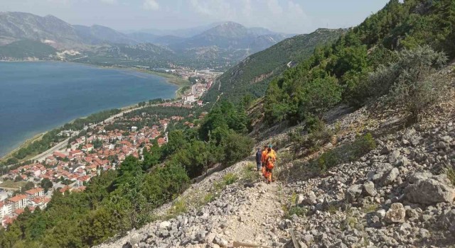 Eğirdirde doğa yürüyüşünde kaybolan yaşlı adam ölü bulundu