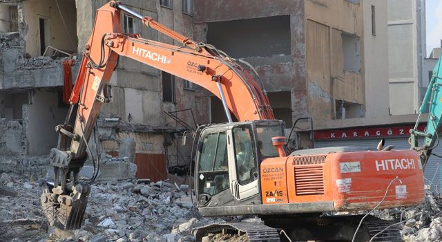 Hatay'da 1 milyon metreküp enkaz kaldırıldı