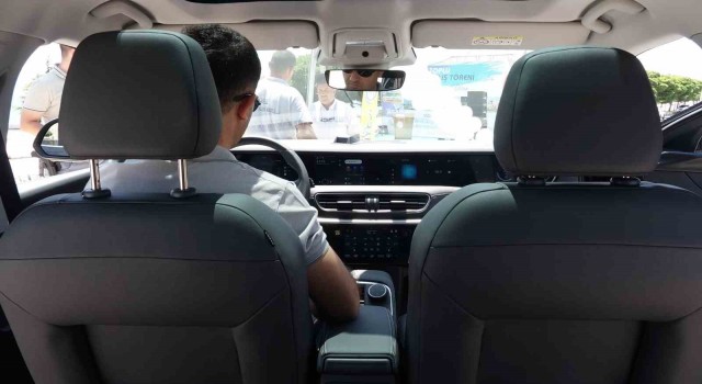 İl olmaya aday Ercişte Türkiyenin yerli otomobili TOGG tanıtıldı