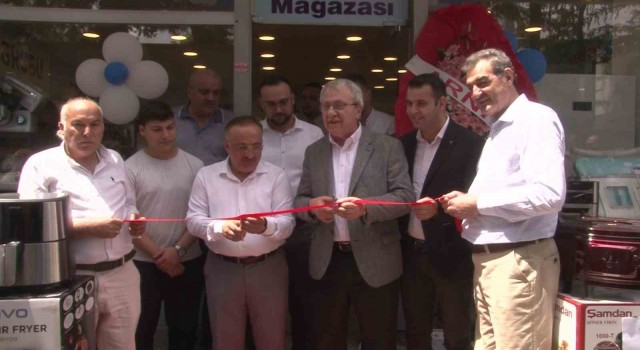 İstanbul Anadolu Yakasında 19uncu İhlas Mağazası Ümraniyede açıldı