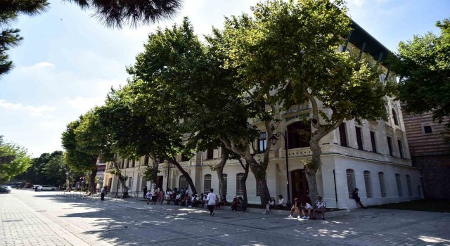 İstanbulda termometreler 41 dereceyi gördü