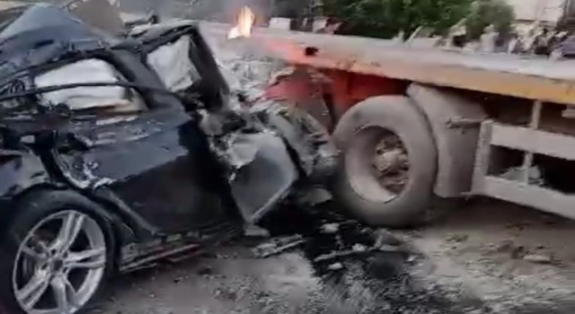 İzmirde 1 kişinin öldüğü feci kaza güvenlik kamerasında