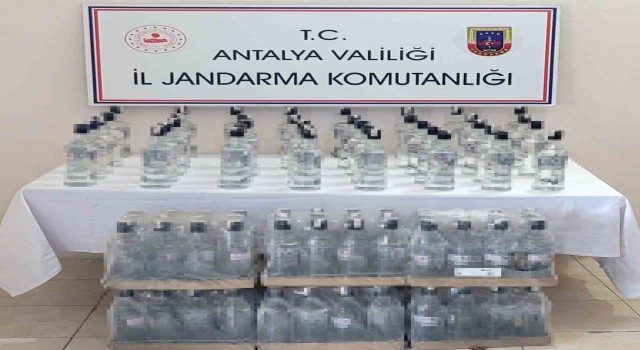 Kemerde jandarmadan kaçak içki operasyonu