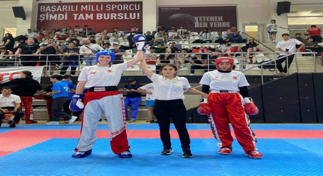 Kick Boksta Türkiye Şampiyonu Sakarya Büyükşehirden