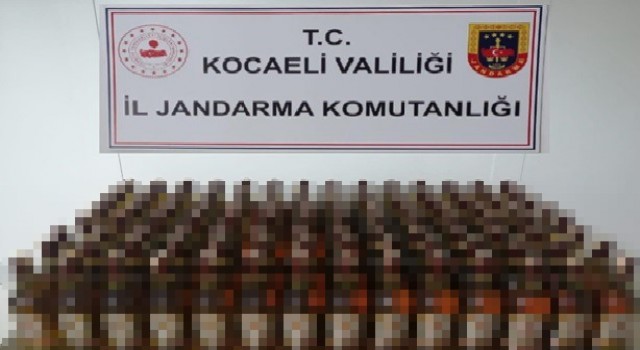 Kocaelide 169 bandrolsüz içki ele geçirildi