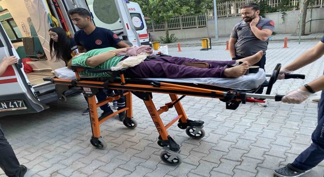 Konyada otomobiller çarpıştı: 2 yaralı