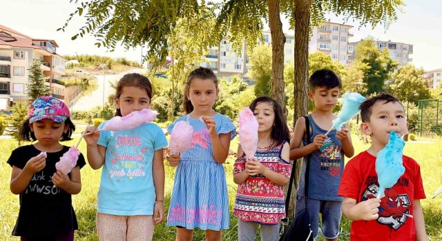 Kuran kurslarına devam eden çocuklar yaz tatilini eğlenceli geçiyor