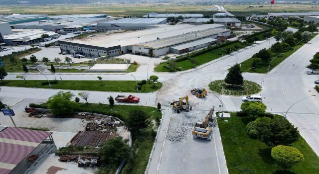 Kütahya OSBden sıcak asfalt çalışmaları