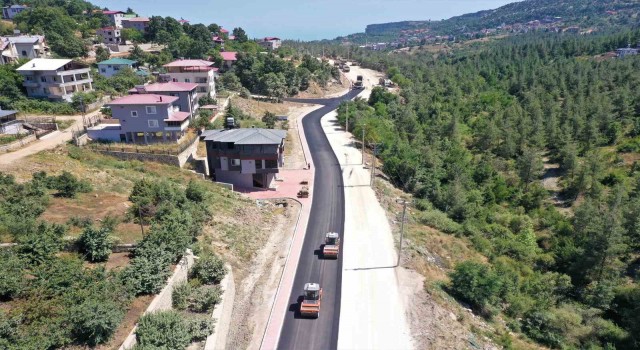Mersin'de yayla yolları asfaltlanıyor