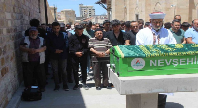 Motor tutkusu 16 yaşındaki kızı ölüme götürdü