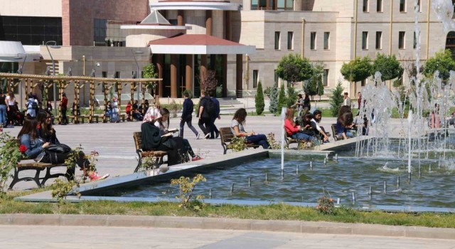 NEVÜden YKS adaylarına rehberlik Hizmeti