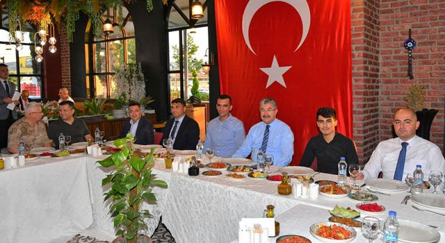 Osmaniye Valisi Dr. Erdinç Yılmaz, Şehit Aileleri ve Gazilerle Bir Araya Geldi