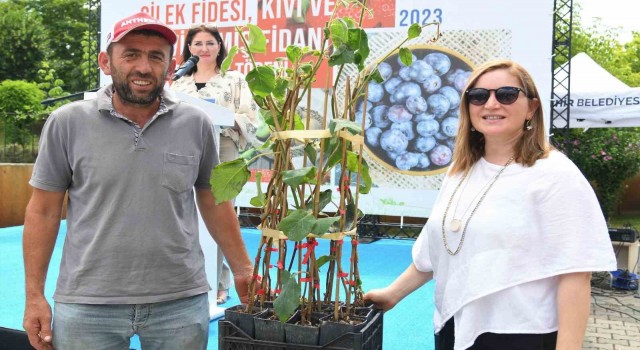 Samsun Büyükşehirin çiftçilere desteği sürüyor