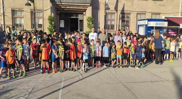 Sandıklıda Sokak Futbol Turnuvası düzenlendi