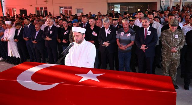 Şehit Cinkara, Kadirli'de toprağa verildi