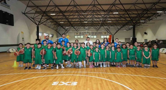 Şehitkamilde 6 branşta 10 bin öğrenciye spor eğitimi